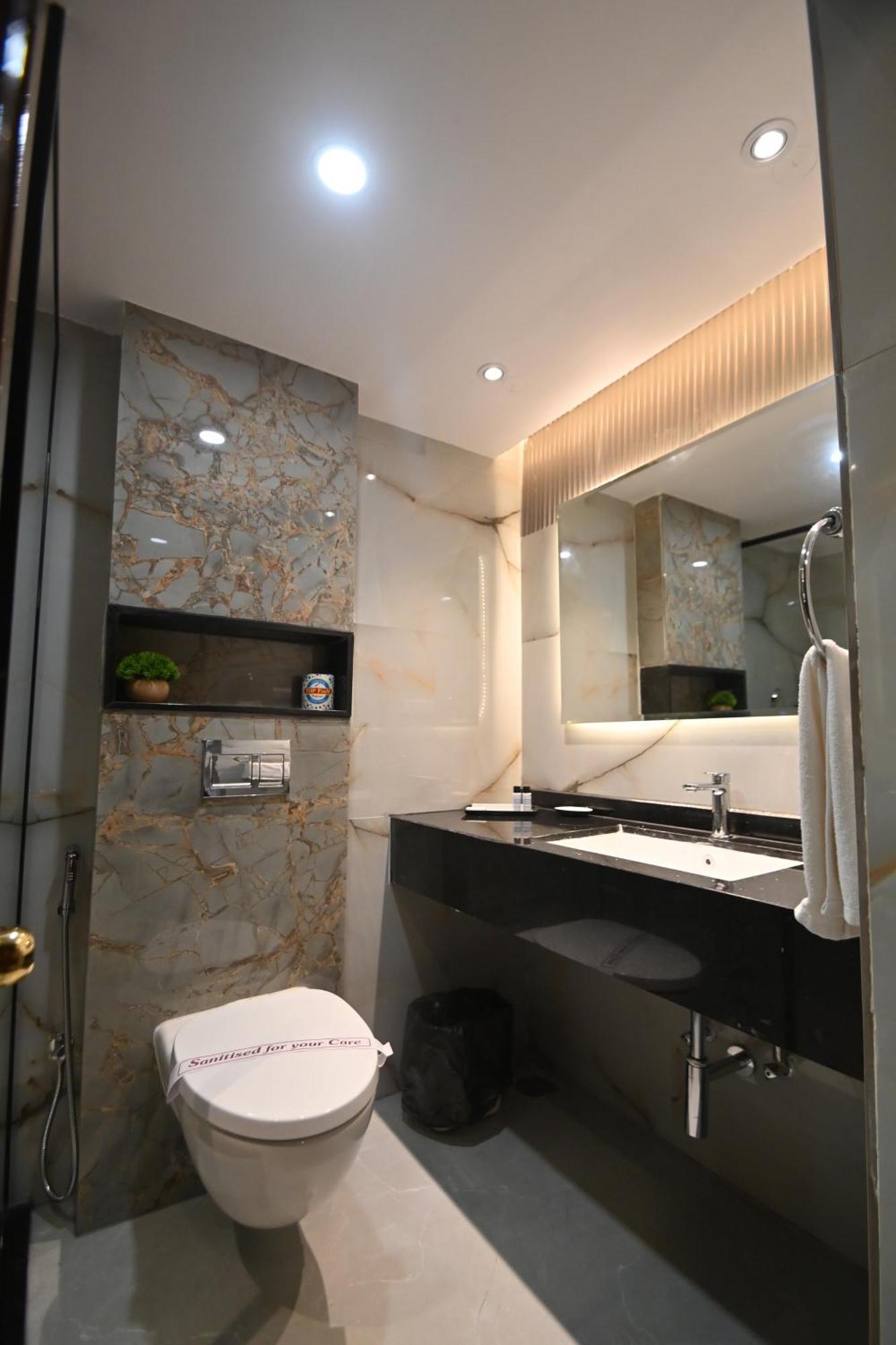 Готель Rns Residency Sea View Mavalli Екстер'єр фото