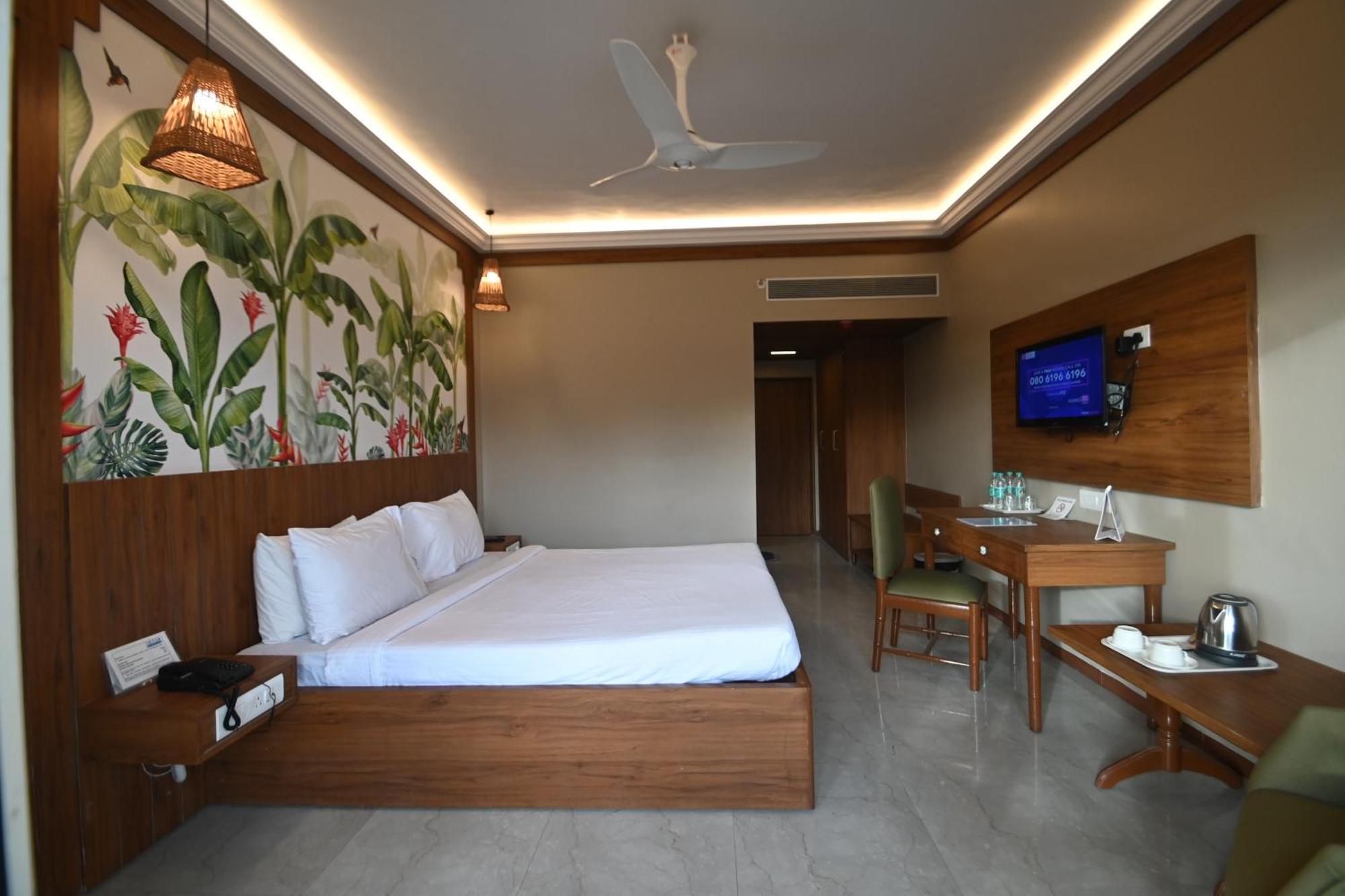 Готель Rns Residency Sea View Mavalli Екстер'єр фото