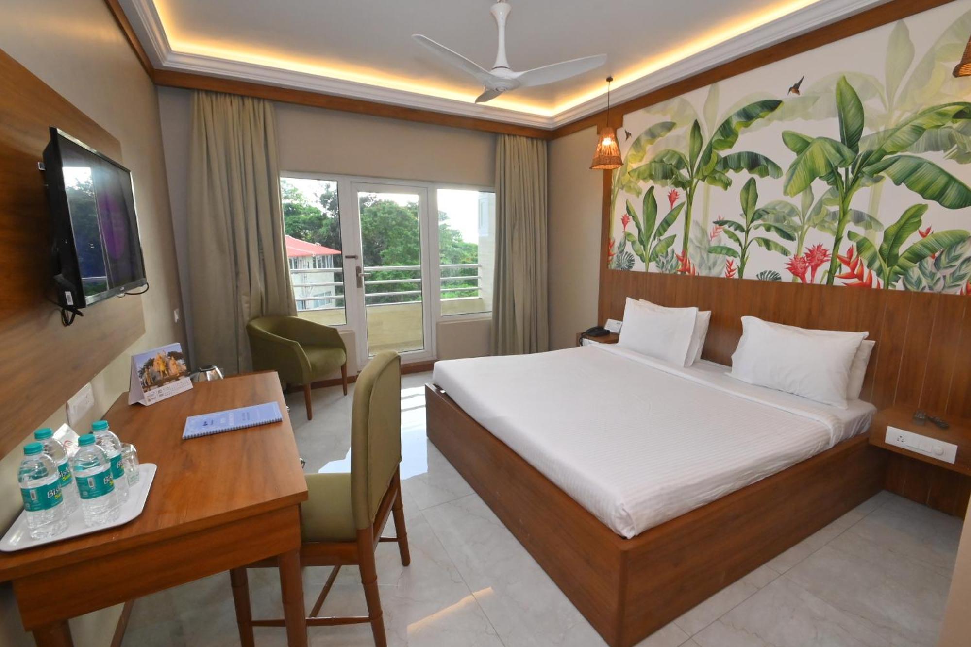 Готель Rns Residency Sea View Mavalli Екстер'єр фото