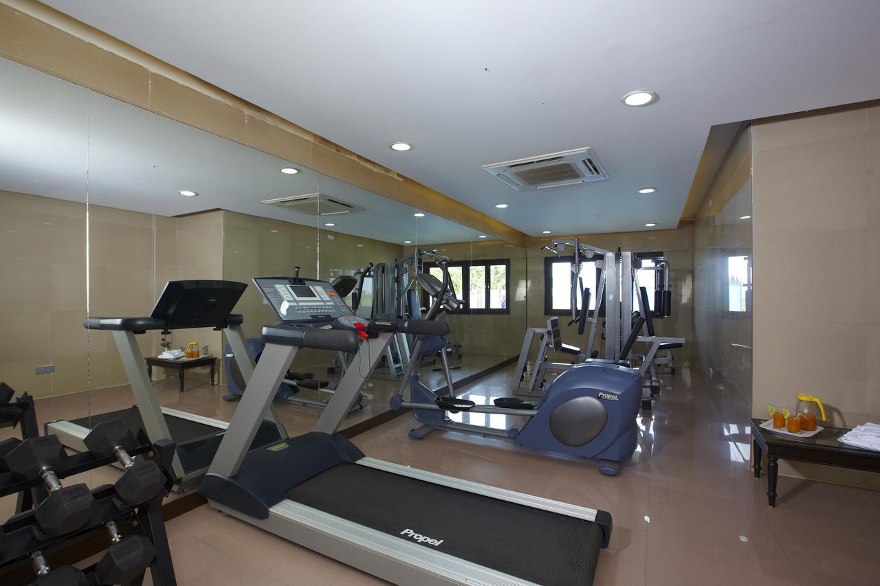 Готель Rns Residency Sea View Mavalli Екстер'єр фото