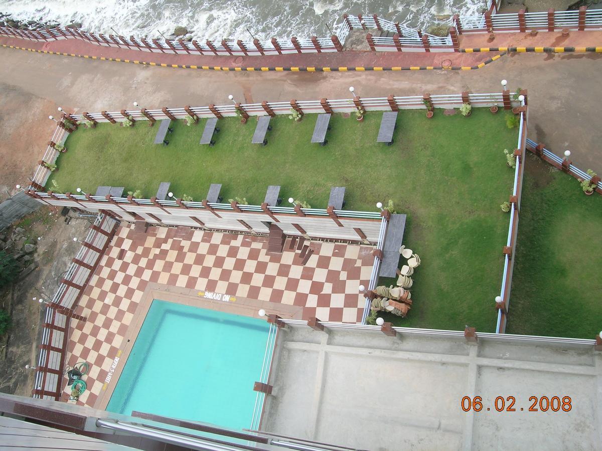 Готель Rns Residency Sea View Mavalli Екстер'єр фото